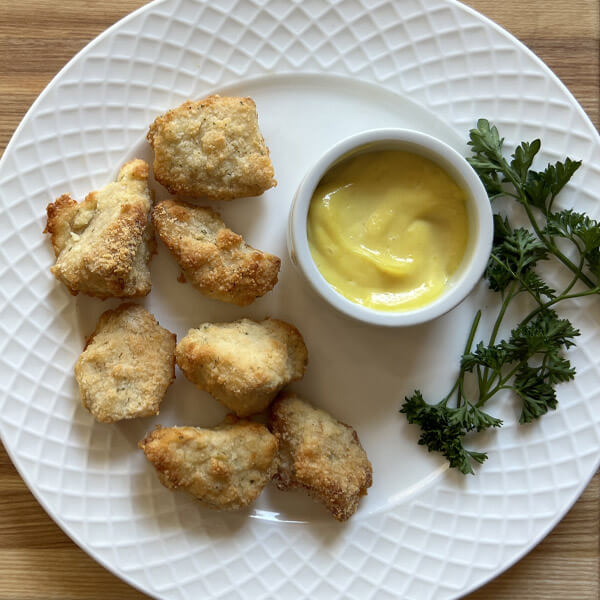 Chicken Nuggets with Honey Mustard Dipping Sauce