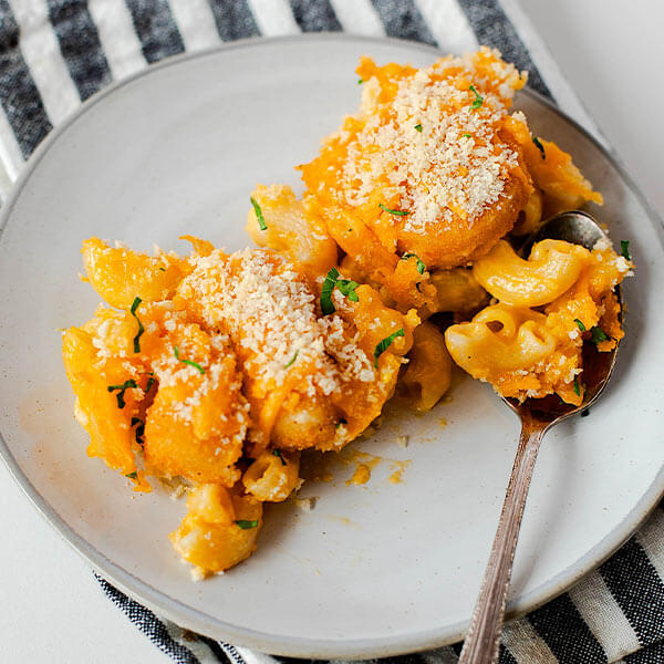 Chicken Nugget Mac & Cheese Cups
